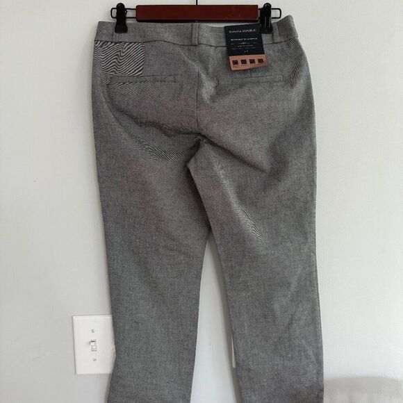 NEW Banana Republic Petite Modern Sloan Pants in Gray - Picture 4 of 5